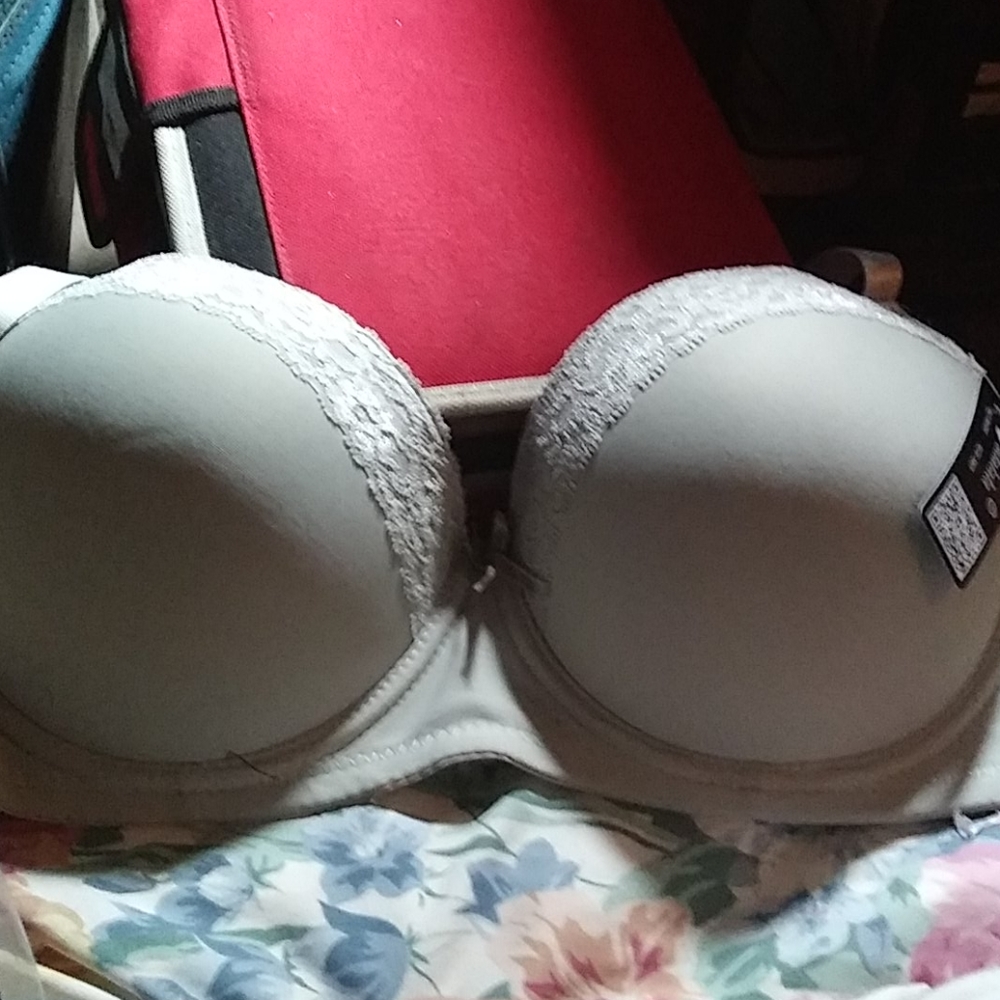 Vadalala 38 D Wire Uplifting Bra